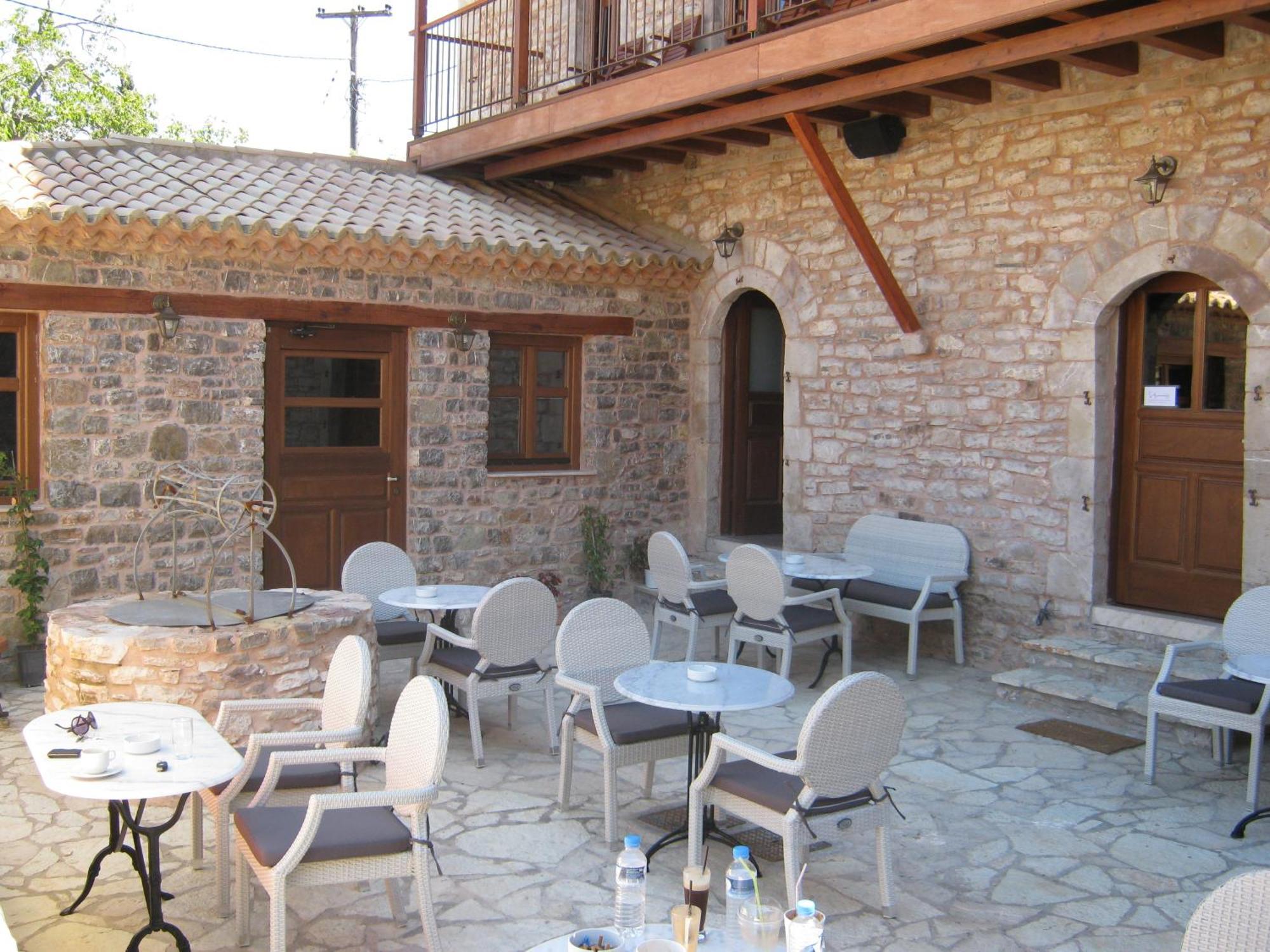 Hotel Archontiko Andritsena Exterior foto